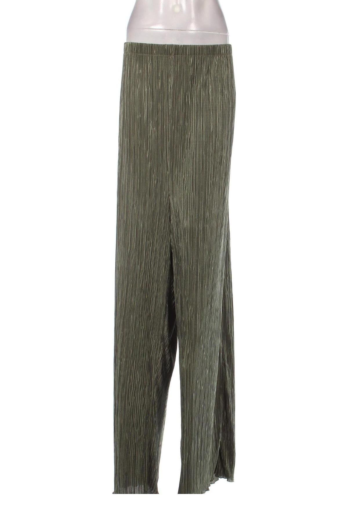 Дамски панталон Boohoo, Размер 4XL, Цвят Зелен, Цена 23,46 лв.