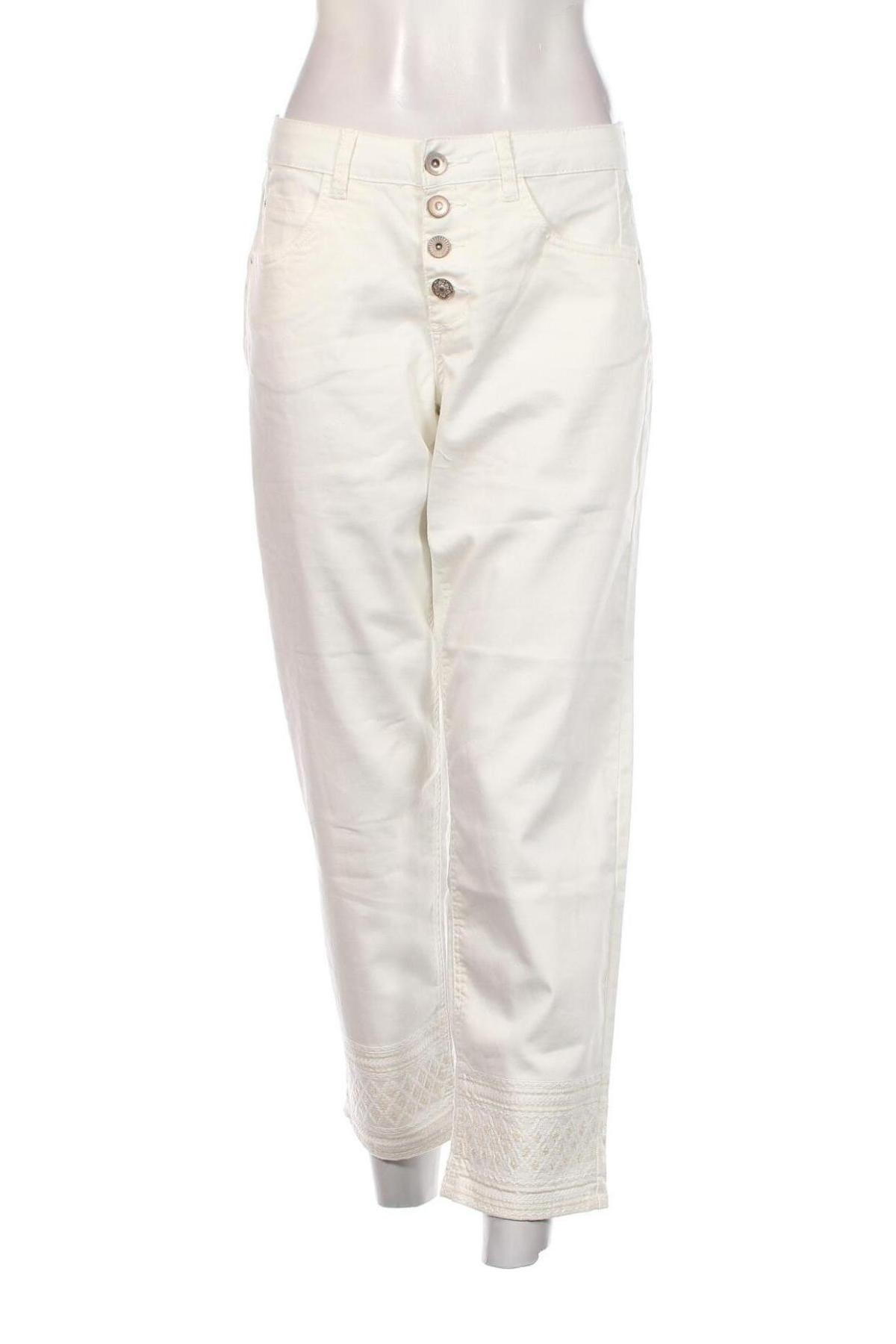 Дамски панталон Cream, Размер M, Цвят Бял, Цена 47,47 лв.