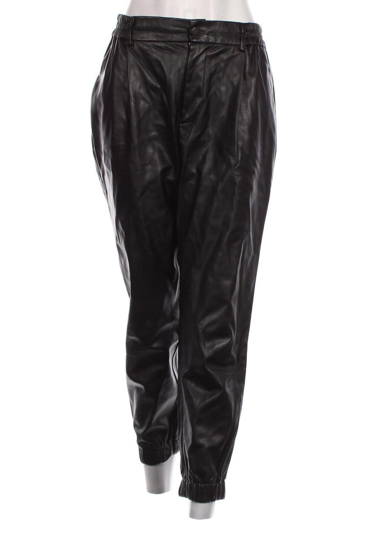 Pantaloni de femei Pull&Bear, Mărime L, Culoare Negru, Preț 44,89 Lei
