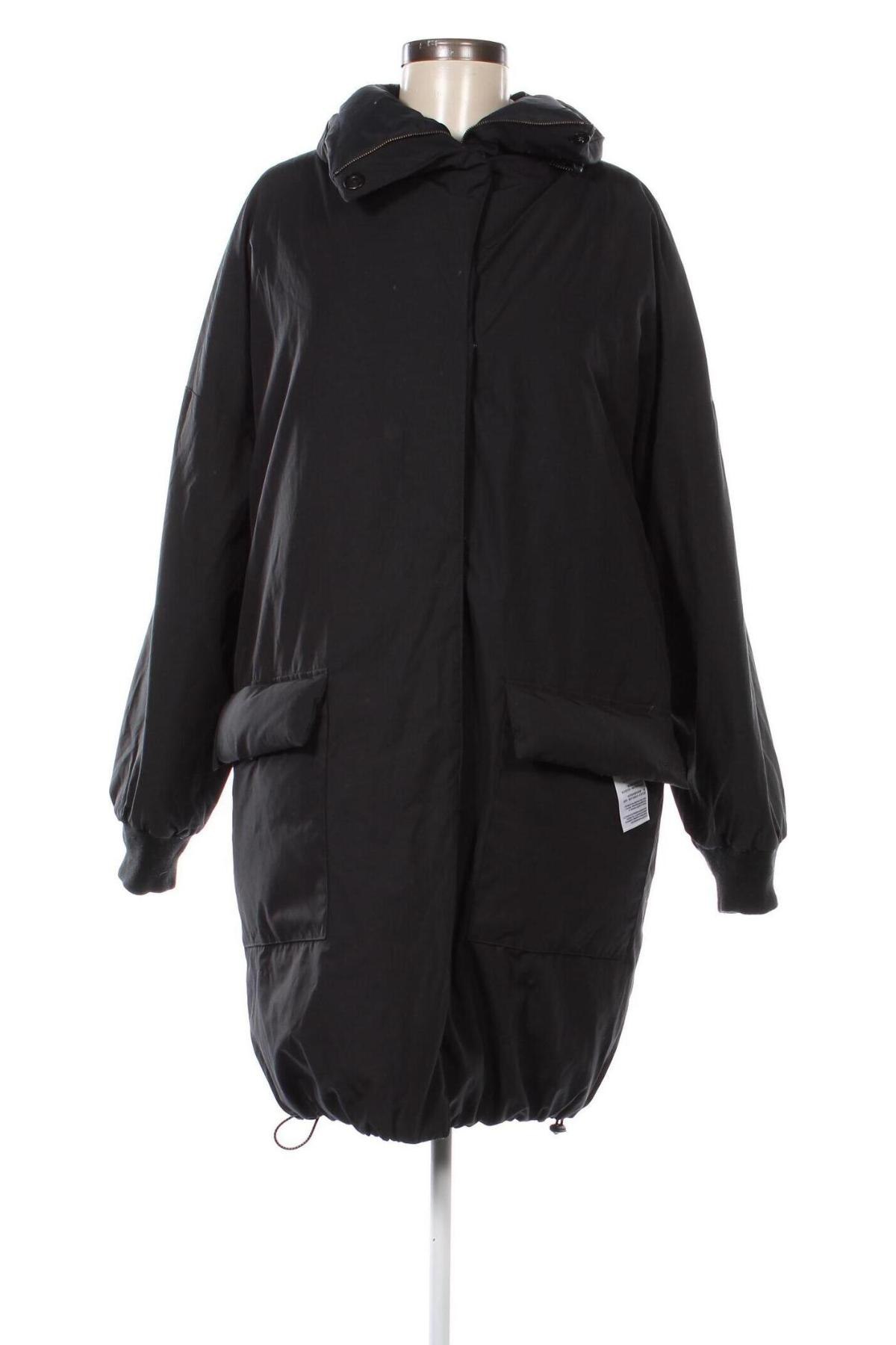 Γυναικείο μπουφάν Levi's, Μέγεθος L, Χρώμα Μαύρο, Τιμή 47,81 €