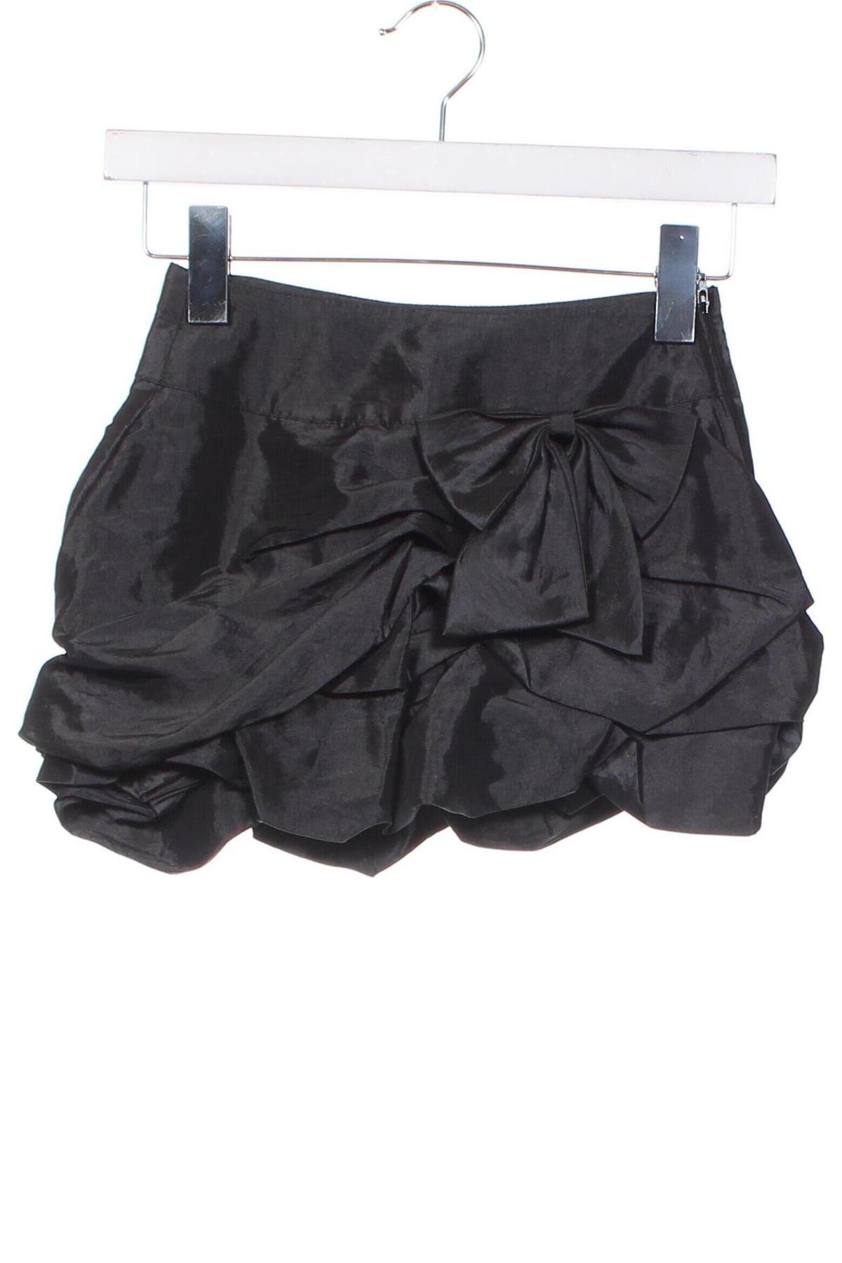 Παιδική φούστα Sisley, Μέγεθος 4-5y/ 110-116 εκ., Χρώμα Μαύρο, Τιμή 8,87 €