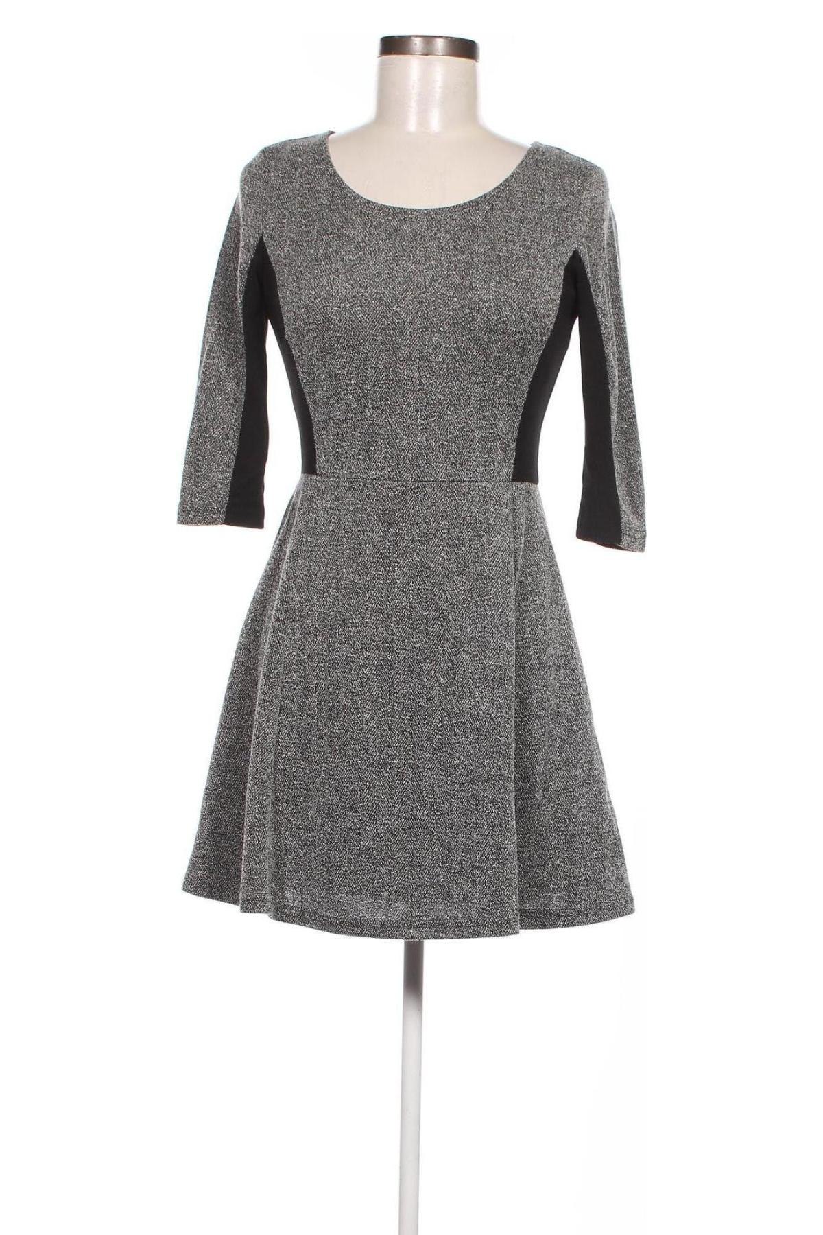 Kleid H&M Divided, Größe M, Farbe Grau, Preis 4,04 €