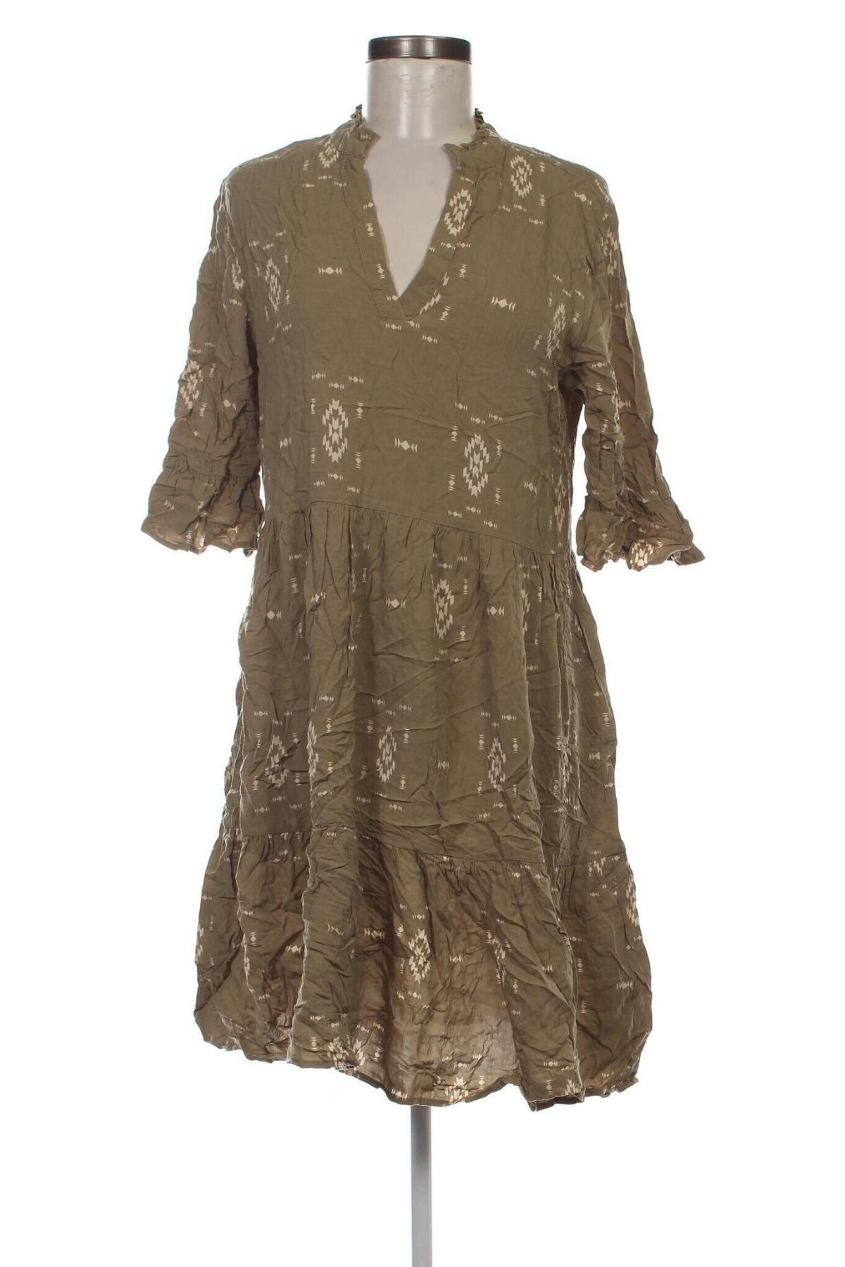 Kleid Saint Tropez, Größe M, Farbe Grün, Preis 12,36 €