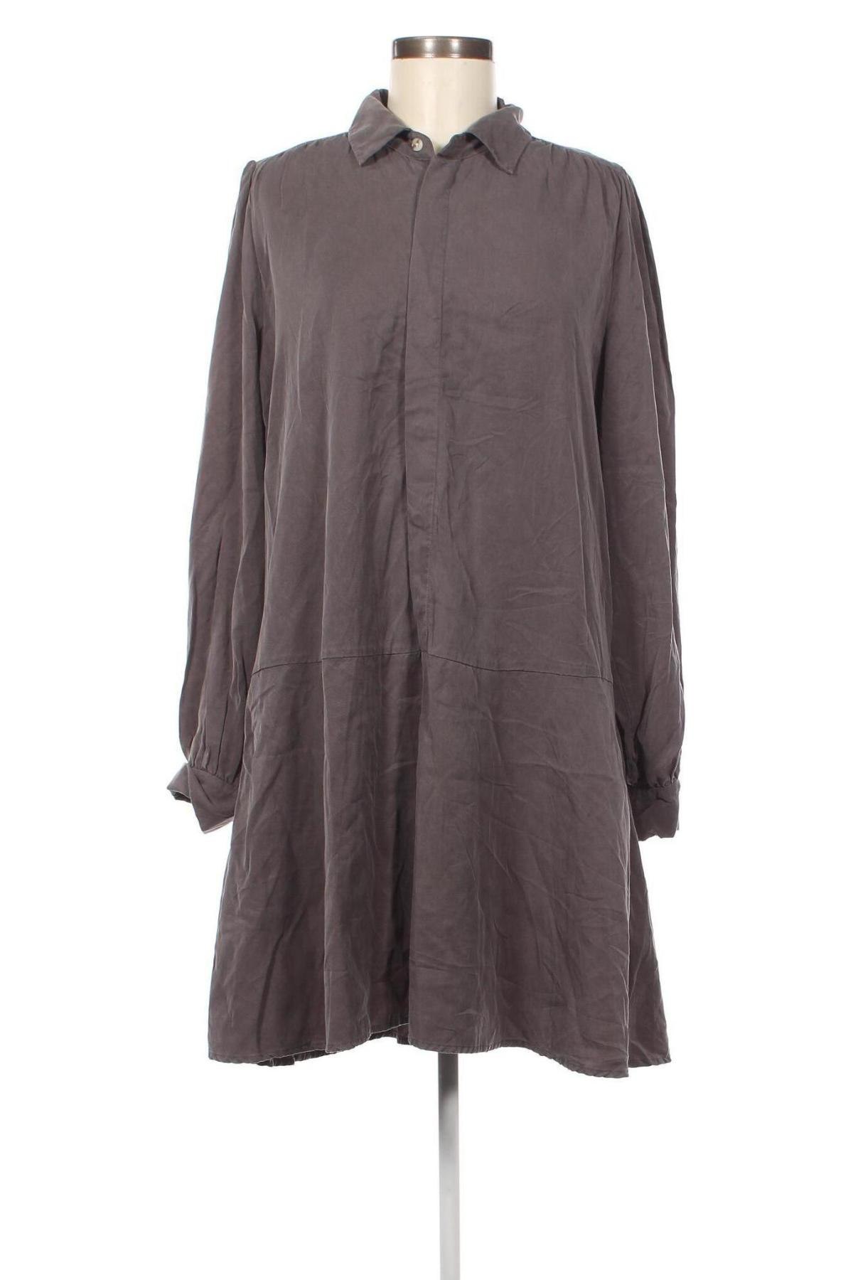 Kleid Samsoe & Samsoe, Größe L, Farbe Grau, Preis € 20,97