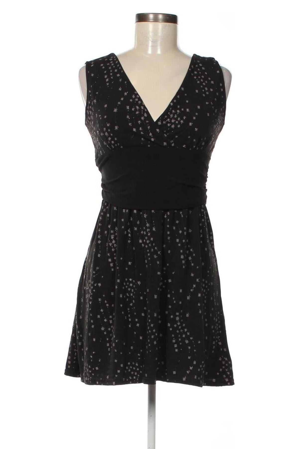 Kleid Sisters Point, Größe M, Farbe Schwarz, Preis 9,10 €