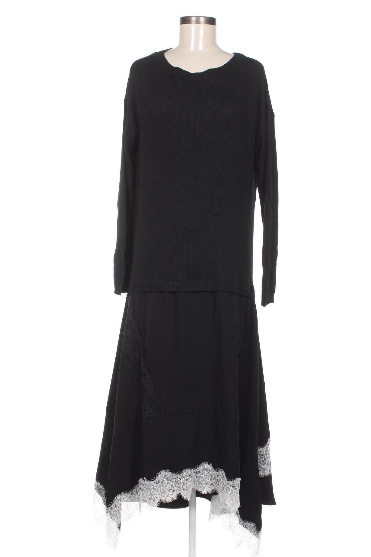 Kleid TWINSET, Größe M, Farbe Schwarz, Preis 133,61 €