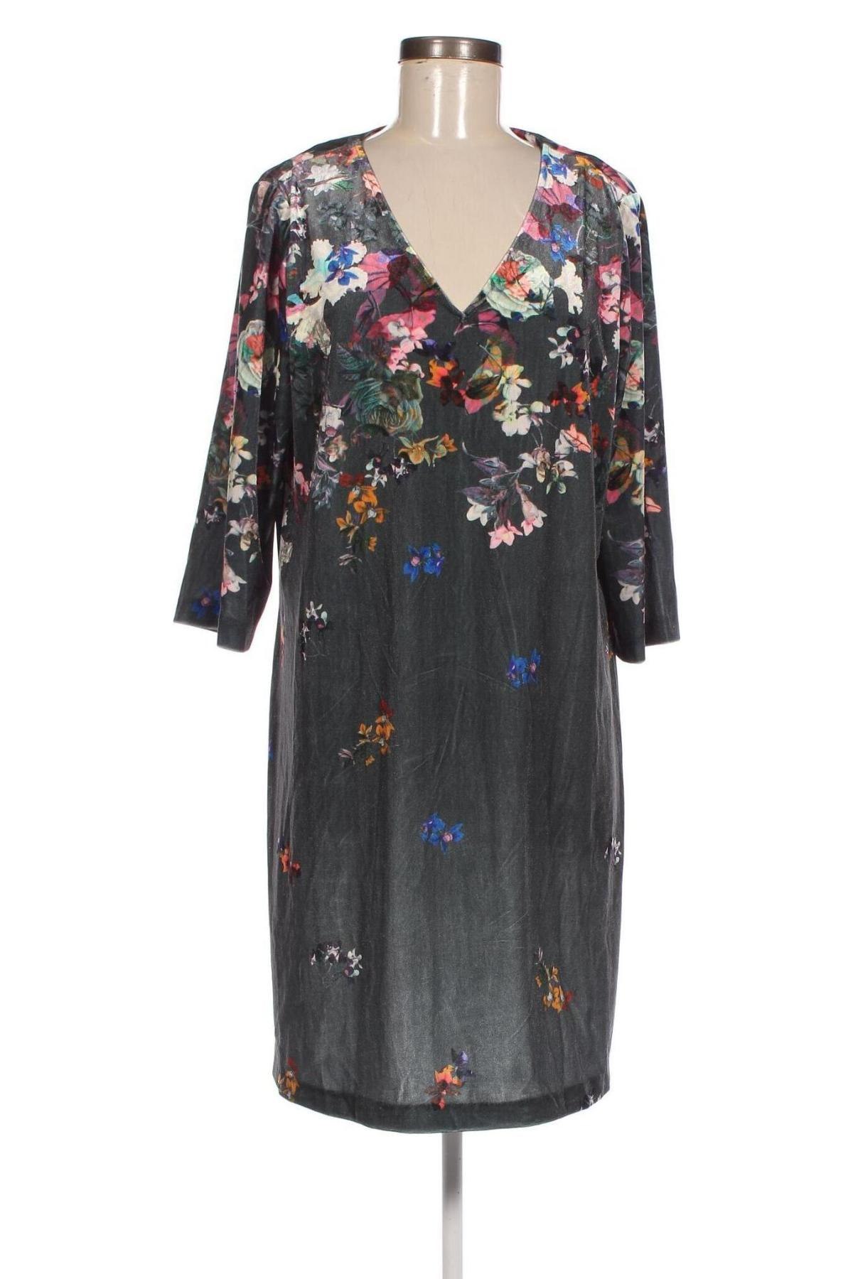 Šaty  Yumi, Velikost XL, Barva Vícebarevné, Cena  409,00 Kč