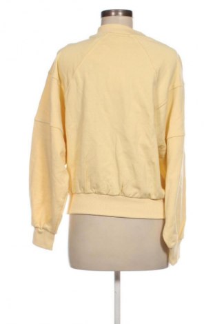 Damen Shirt A Lot Less x About You, Größe L, Farbe Gelb, Preis 63,99 €