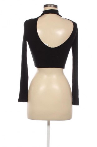 Dámská halenka Bershka, Velikost S, Barva Černá, Cena  149,00 Kč
