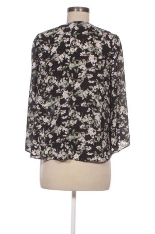 Damen Shirt Gina Tricot, Größe M, Farbe Mehrfarbig, Preis 13,99 €