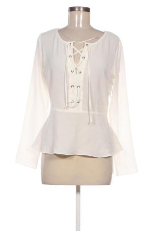 Damen Shirt Motivi, Größe M, Farbe Weiß, Preis 28,99 €