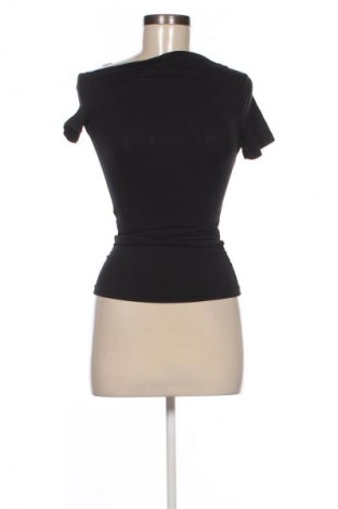 Bluză de femei Pull&Bear, Mărime S, Culoare Negru, Preț 101,99 Lei