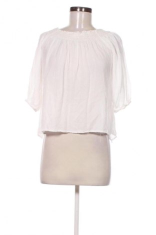 Női blúz Pull&Bear, Méret S, Szín Fehér, Ár 4 022 Ft
