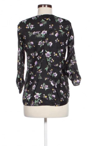 Damen Shirt Stradivarius, Größe M, Farbe Mehrfarbig, Preis 13,99 €