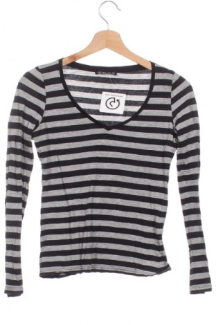 Damen Shirt Terranova, Größe XS, Farbe Mehrfarbig, Preis 9,72 €