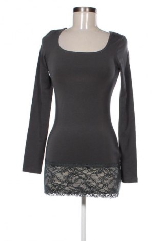 Γυναικεία μπλούζα Vero Moda, Μέγεθος S, Χρώμα Γκρί, Τιμή 24,31 €