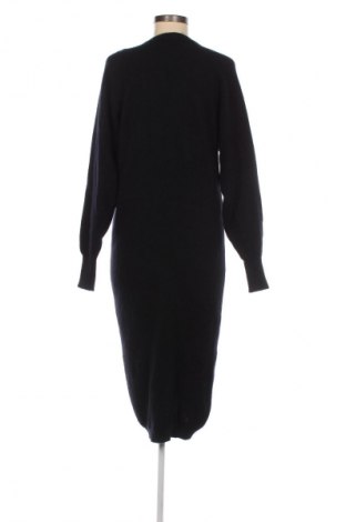 Damen Strickjacke Alain Manoukian, Größe M, Farbe Schwarz, Preis 21,05 €
