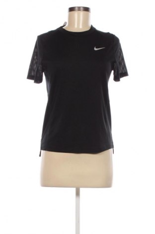 Damen T-Shirt Nike, Größe S, Farbe Schwarz, Preis € 20,39