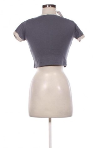 Damen T-Shirt Pull&Bear, Größe M, Farbe Grau, Preis 11,99 €
