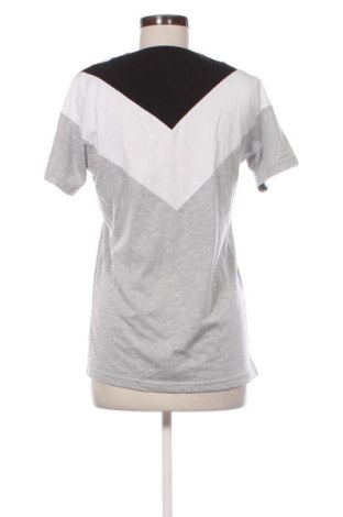 Γυναικείο t-shirt Unbranded, Μέγεθος L, Χρώμα Πολύχρωμο, Τιμή 8,75 €