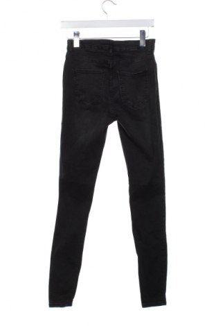 Damskie jeansy Amisu, Rozmiar M, Kolor Czarny, Cena 43,99 zł