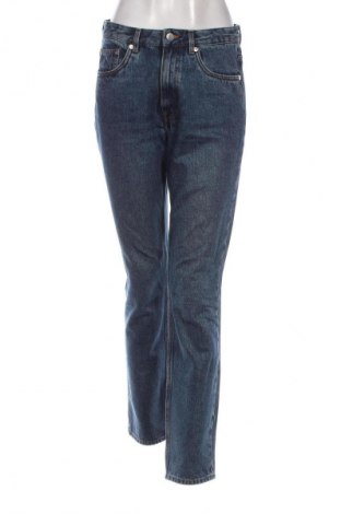 Damskie jeansy Arket, Rozmiar M, Kolor Niebieski, Cena 175,20 zł