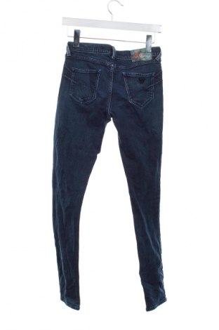Дамски дънки Armani Jeans, Размер M, Цвят Син, Цена 139,99 лв.