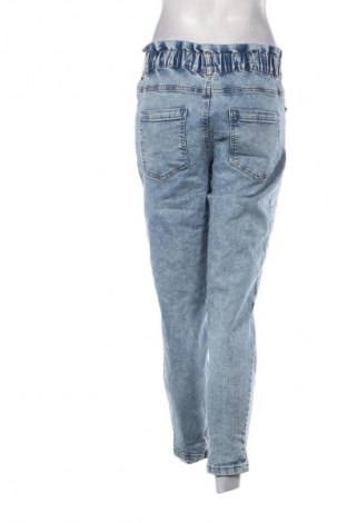 Damskie jeansy Beloved, Rozmiar M, Kolor Niebieski, Cena 43,99 zł