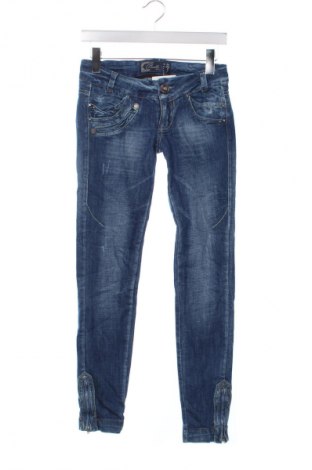 Damskie jeansy Bershka, Rozmiar XS, Kolor Niebieski, Cena 95,99 zł
