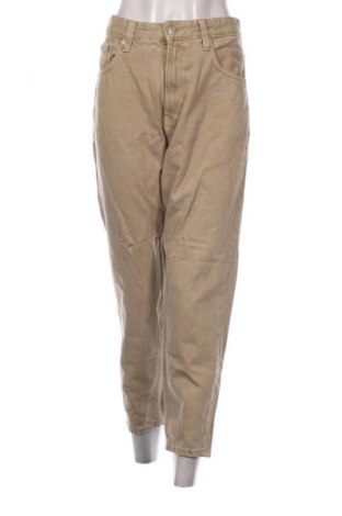 Női farmernadrág Bershka, Méret M, Szín Bézs, Ár 7 879 Ft