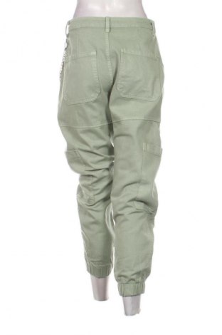 Damen Jeans Bershka, Größe M, Farbe Grün, Preis 9,99 €