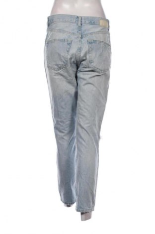 Blugi de femei Bershka, Mărime S, Culoare Albastru, Preț 94,99 Lei
