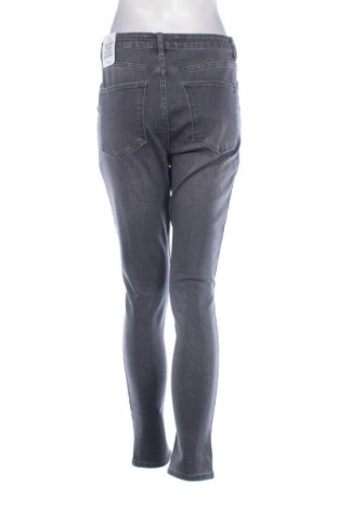 Damen Jeans Bershka, Größe L, Farbe Grau, Preis € 24,20
