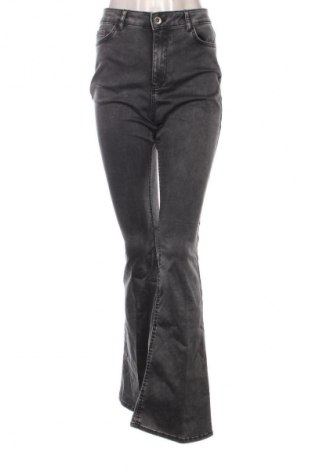 Damskie jeansy Calzedonia, Rozmiar L, Kolor Szary, Cena 60,99 zł