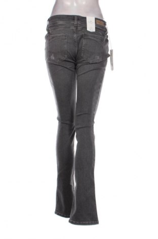 Дамски дънки Cross Jeans, Размер M, Цвят Сив, Цена 46,99 лв.