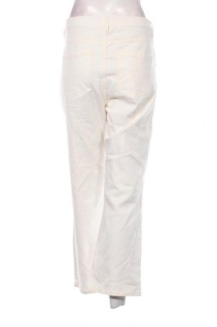 Дамски дънки Denim 1953, Размер XL, Цвят Екрю, Цена 29,99 лв.