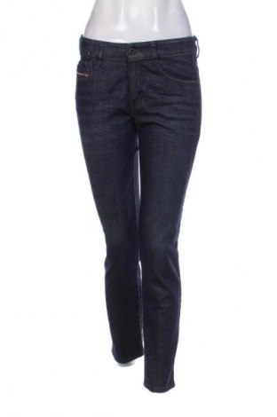 Damskie jeansy Diesel, Rozmiar M, Kolor Niebieski, Cena 287,82 zł