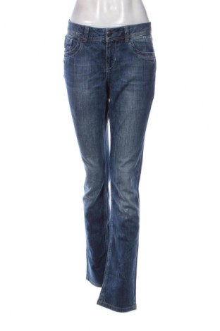 Дамски дънки Edc By Esprit, Размер L, Цвят Син, Цена 41,51 лв.