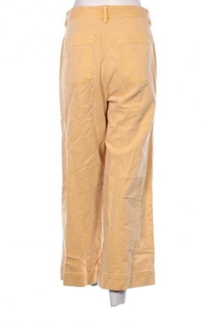 Damskie jeansy Gap, Rozmiar L, Kolor Żółty, Cena 157,99 zł