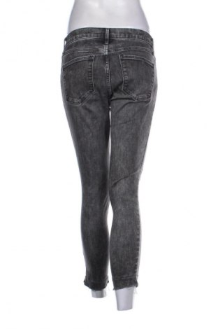 Damen Jeans Gap, Größe M, Farbe Grau, Preis 24,46 €