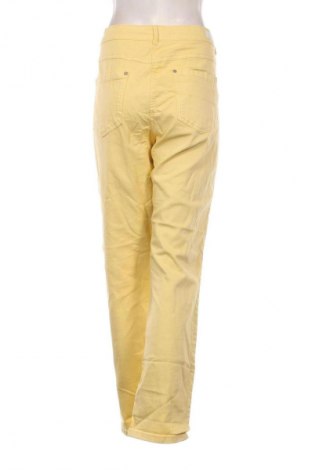 Damskie jeansy Gina, Rozmiar XXL, Kolor Żółty, Cena 95,99 zł