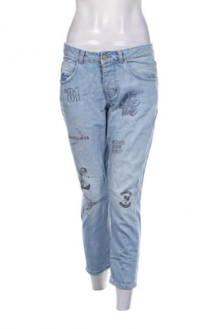 Blugi de femei Guess, Mărime M, Culoare Albastru, Preț 113,27 Lei