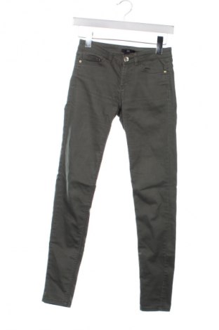 Damskie jeansy H&M, Rozmiar XS, Kolor Zielony, Cena 70,69 zł