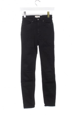 Damskie jeansy H&M, Rozmiar XS, Kolor Czarny, Cena 69,68 zł