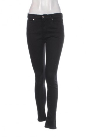 Damskie jeansy Hugo Boss, Rozmiar M, Kolor Czarny, Cena 754,99 zł