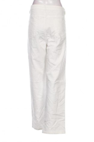 Damskie jeansy Janina, Rozmiar XXL, Kolor Biały, Cena 95,99 zł