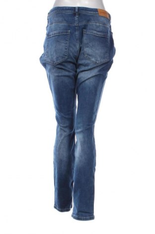 Damskie jeansy Junarose, Rozmiar XXL, Kolor Niebieski, Cena 94,26 zł