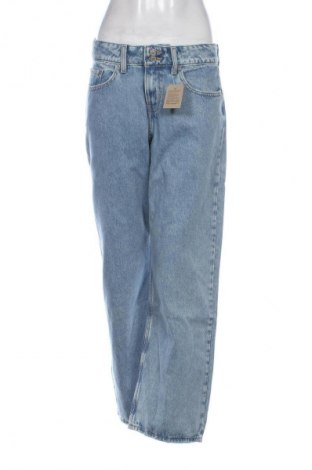 Dámske džínsy  Levi's, Veľkosť M, Farba Modrá, Cena  99,95 €