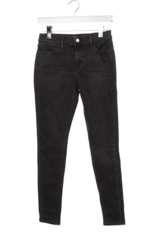 Dámske džínsy  Levi's, Veľkosť S, Farba Sivá, Cena  43,95 €