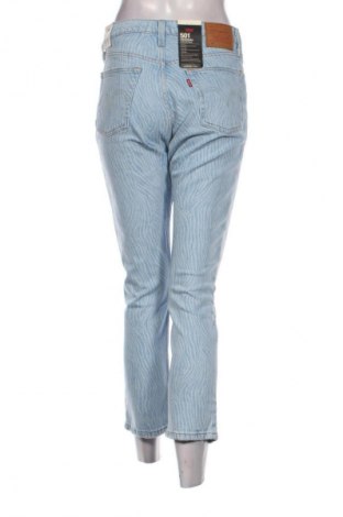 Дамски дънки Levi's, Размер M, Цвят Син, Цена 159,99 лв.
